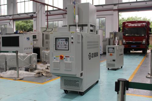 300度高溫油溫機(jī)如何安全使用